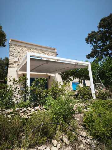 Installation de Pergolas Aluminium à Béziers : Confort et Élégance